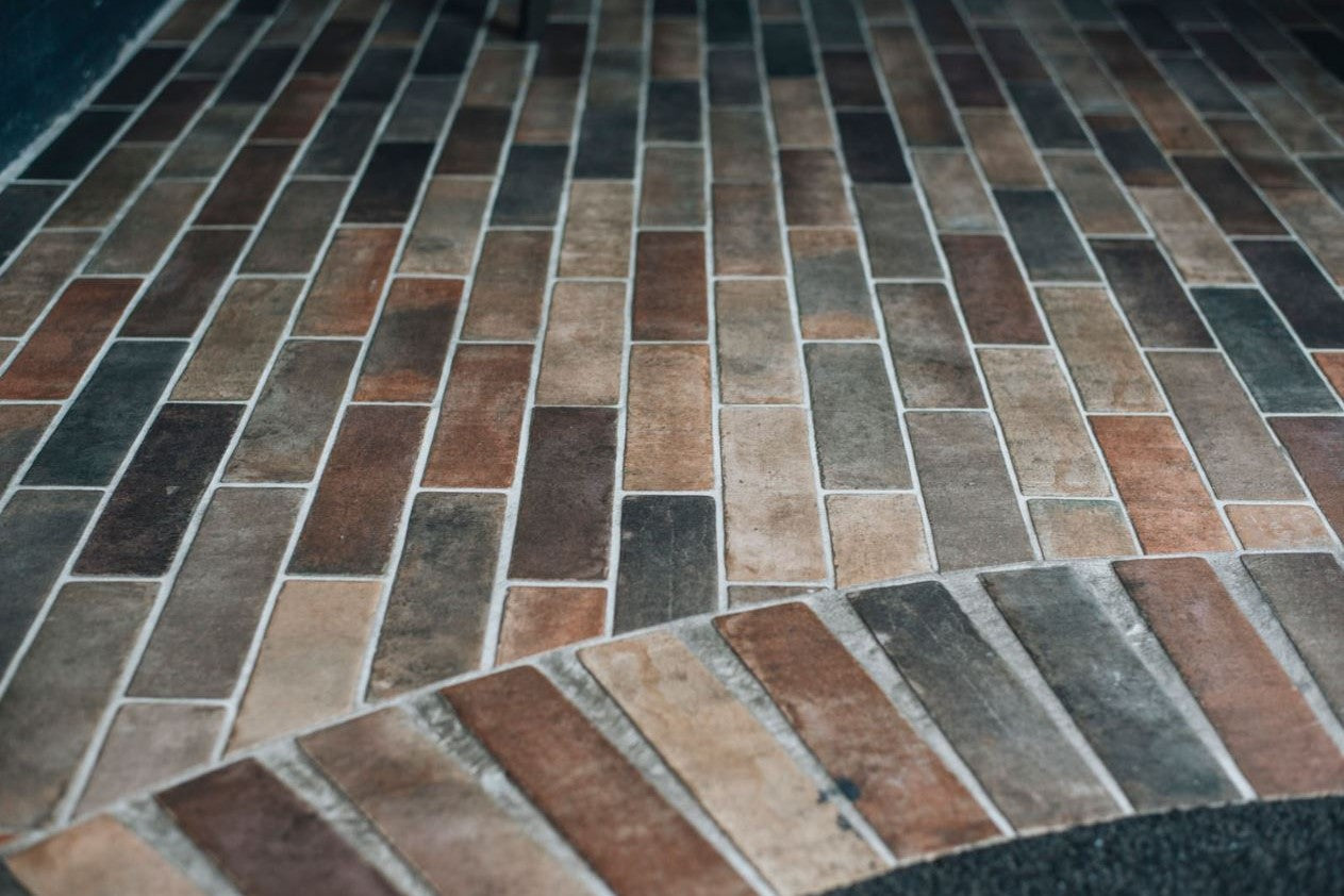 Modern living with Marazzi Terramix 70x280 brick looks wall and floor tiles. Melbourne, Geelong, Shepparton, Ballarat, Bendigo, Horsham, Warrnambool, Mornington, Bellarine, Peninsula tiles. Victoria and Nationwide Delivery. Australia.